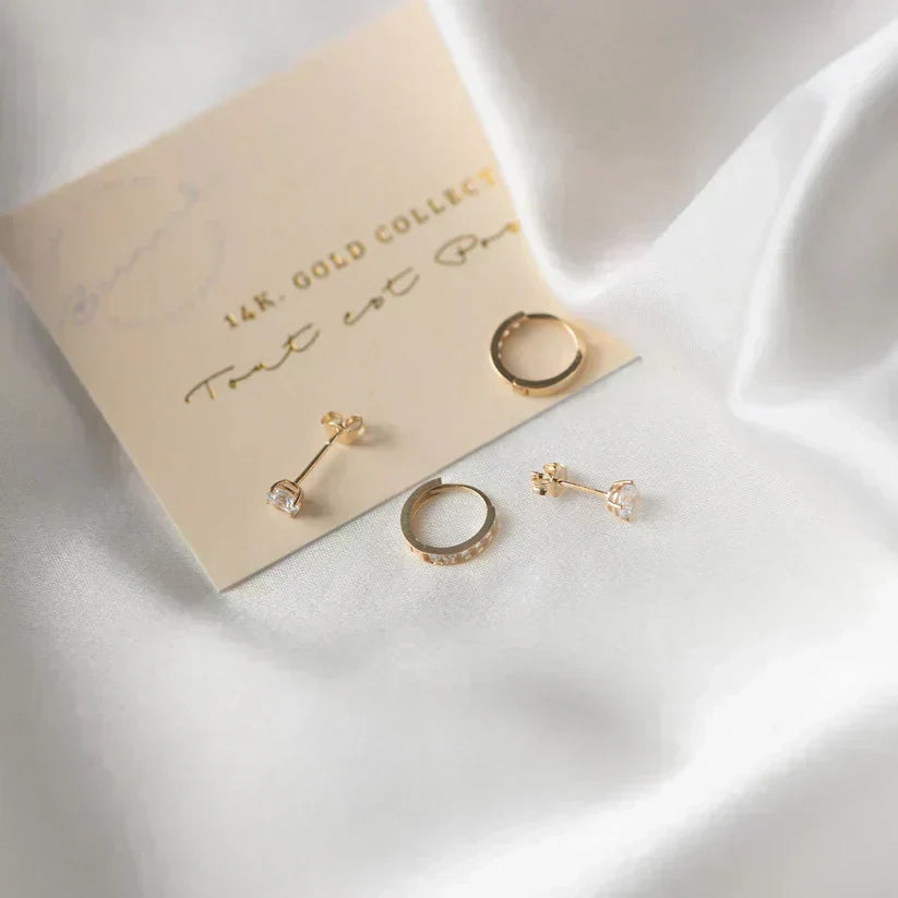 Larmes™ | Gold Stone Stud Earrings